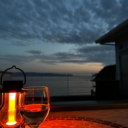 Uogashi 7070 Ocean View Apartamento Naoshima Exterior foto