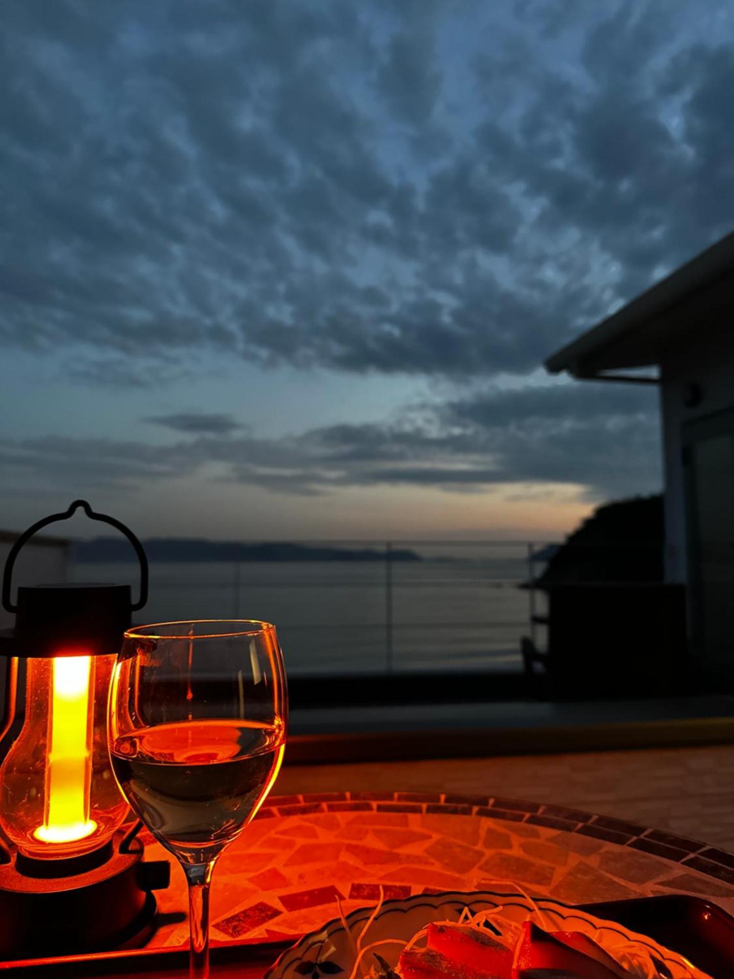 Uogashi 7070 Ocean View Apartamento Naoshima Exterior foto